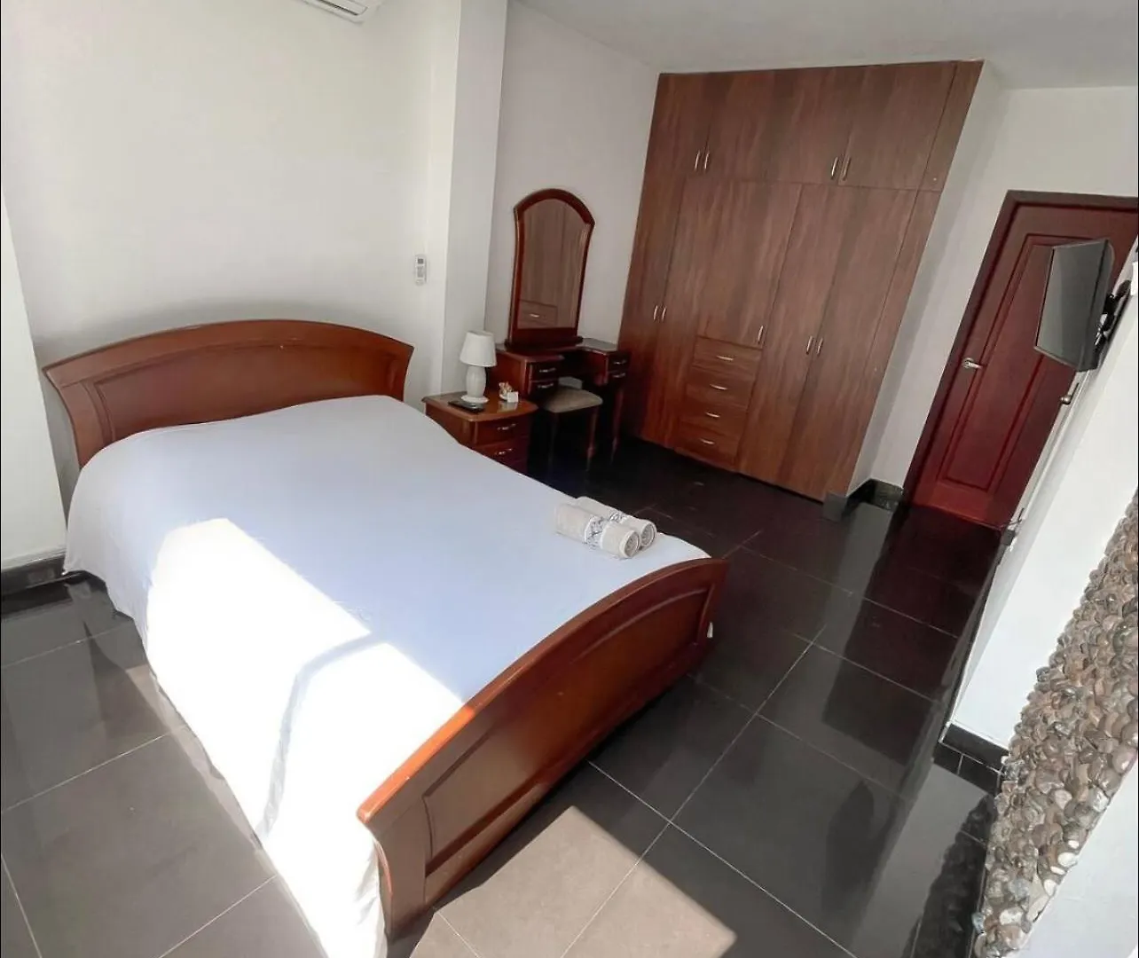 Casa Con Habitaciones Privadas Guayaquil 0*,  Ecuador